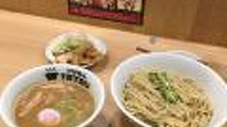 特製つけ麺に満足