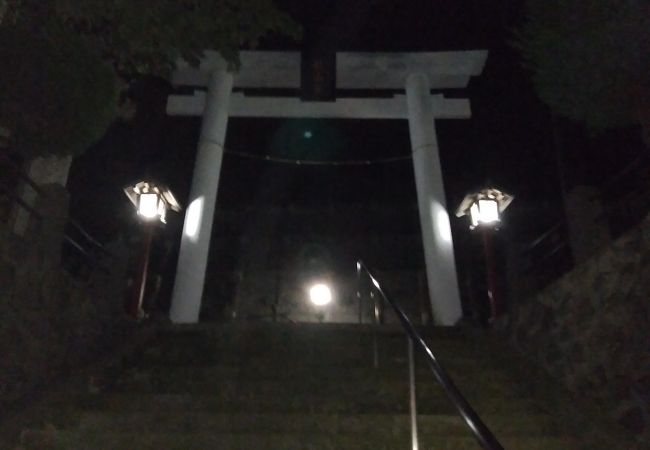 東海道沿いの杉山神社を参拝