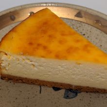 あんまり甘くないチーズケーキ By 天野川 らふれーず 千里山店のクチコミ フォートラベル