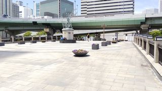 広々しています。