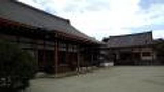 天皇の仮御所とはいえ