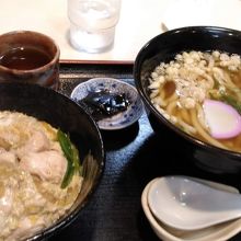 親子丼とうどんセット