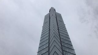 秋田市内を一望