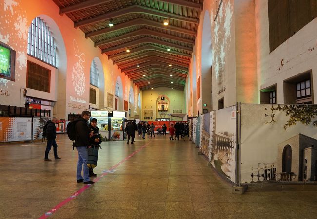 2019年12月現在、いまだ工事中