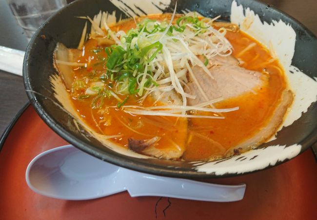 辛いラーメンで美味しいラーメン食べるならここかな。