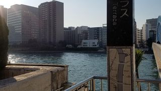 ダイナミックな光景も見られる