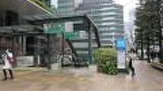 京橋のランドマークか、と