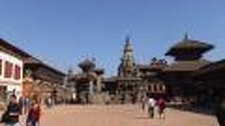 ダルバール広場