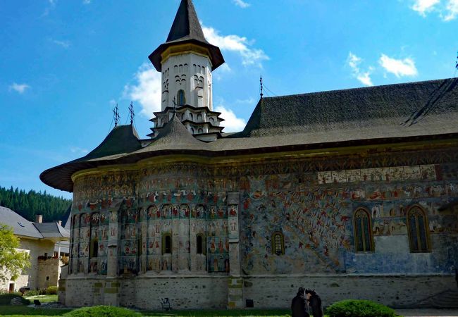 ルーマニア北部山村にあるスチェヴィツァ修道院