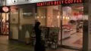 改札口そばにあって便利