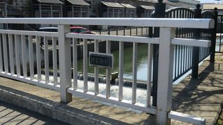 小樽運河にそそぐ川