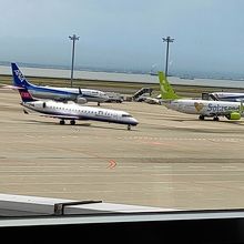 尾翼のデザイン良いですね