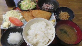 お得なランチを利用