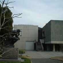 名建築の西洋美術館