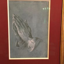 「祈る手」