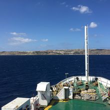 眺めよく快適な船旅です。