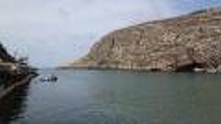 こじんまりした湾