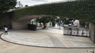 港の見える丘へ続く坂