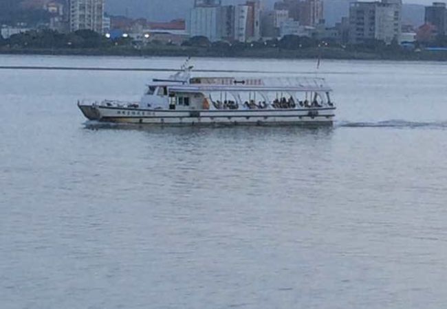 淡水渡し船乗り場 