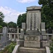 夏目漱石の墓