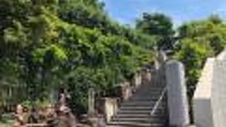 本堂に祀られている菩薩さまは市の重要文化財