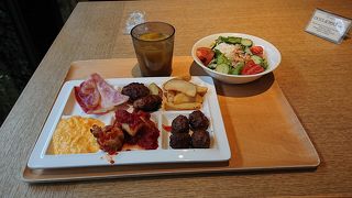 common cafe 新宿東口店