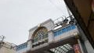 大阪のディープな雰囲気を残す商店街