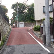 右手に表示柱があります。