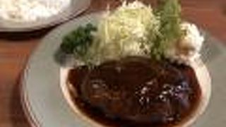 ハンバーグもおいしい