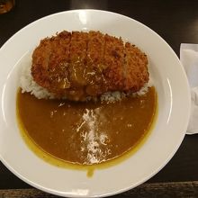 三元豚ロースカツカレー