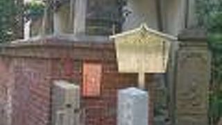 境内にはお堂がいくつかありました