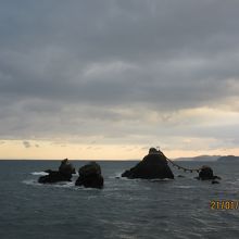 夫婦岩の遠景 