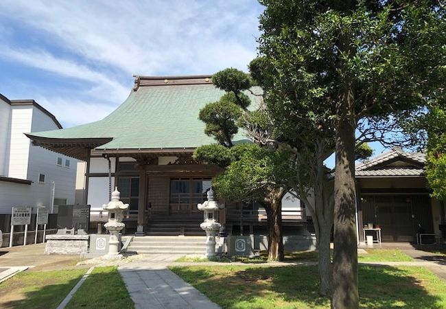 江戸時代初期、大橋龍慶を開基とするお寺