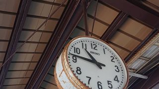 レトロな駅舎