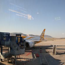 ゲートが離れているので、移動時間に余裕を。