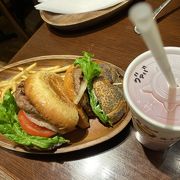 本格バテのバーガーショップ