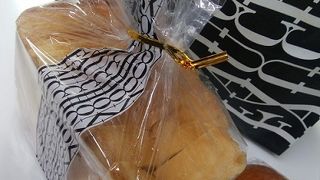 FAUCHON日本橋高島屋　バターたっぷりパン