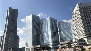 2階のフロアではランチの時にピアノの生演奏もありまして、食事をしながら、優雅な時間を過ごせました。