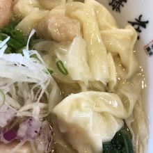 ツルリのワンタンが5個