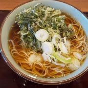 駅構内にある本格立ち食いそば