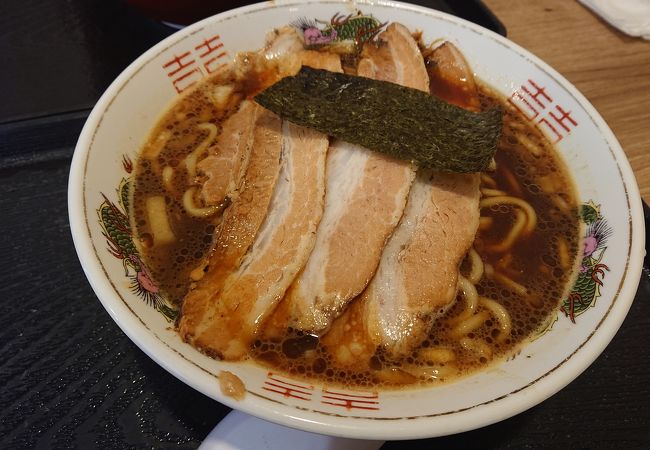 天橋立の知恩寺入り口にあるくじからラーメン