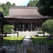 重厚感のある寺院