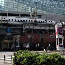 JR路線の線路際