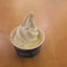 カップ入りソフトクリーム