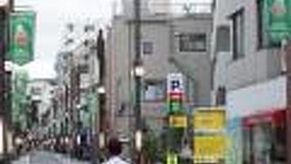 北品川商店街　新馬場駅のあたり