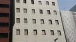 リクシルのショールームがあるビル