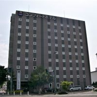 ＪＲ帯広駅　東側に建つシックな色合いです