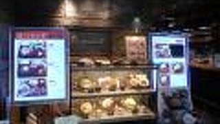 新大阪駅の構内の2階にあるビアバル