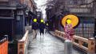 風情のある橋です