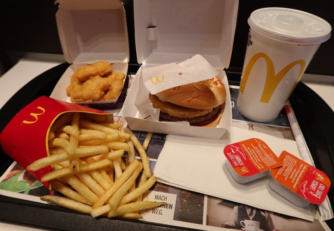 マクドナルド (ファーターシュテッテン店)